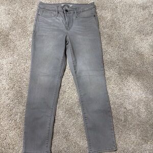 Athleta Women’s Gray Washed Jeans. Size 8 NWOT
